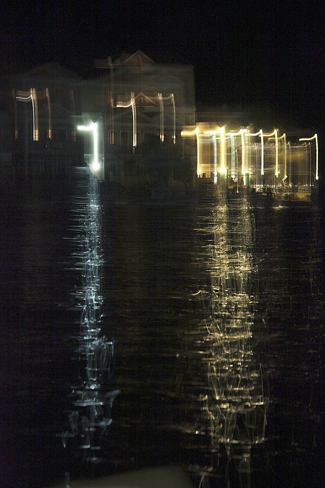 légende photo - 12 - gallerie : nocturns - symi
